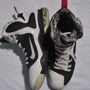 Nike Lebron 9 'Freegums'. Size 13. RARE Lebron x Freegums collaboration